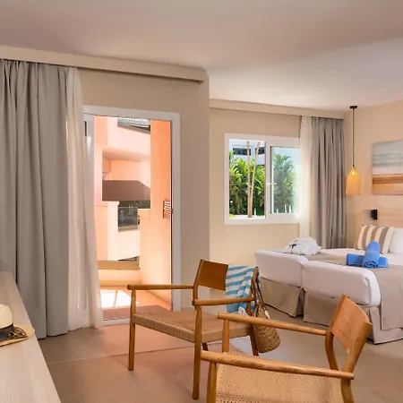 Aqua The Breeze & - - Adults Only - 4sup Hotel 4*