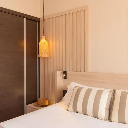 Aqua The Breeze & - - Adults Only - 4sup Σάντα Σουζάνα