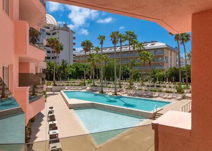 Aqua The Breeze & - - Adults Only - 4sup 4* Santa Susanna