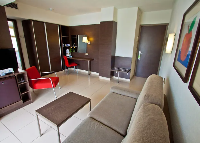 Aqua The Breeze & - - Adults Only - 4sup Hotel 4*