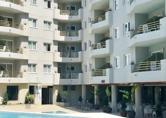 Aqua The Breeze & - - Adults Only - 4sup Hotel